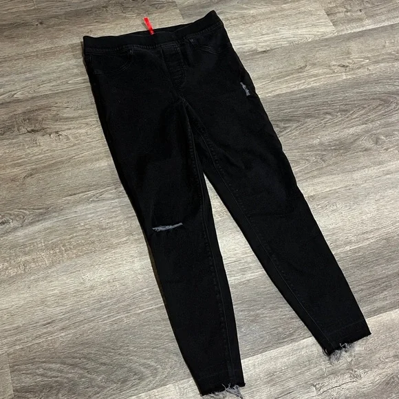 Spanx Women’s Black Distressed High Rise Skinny Pants with Raw Hem Size Large - Picture 2 of 8